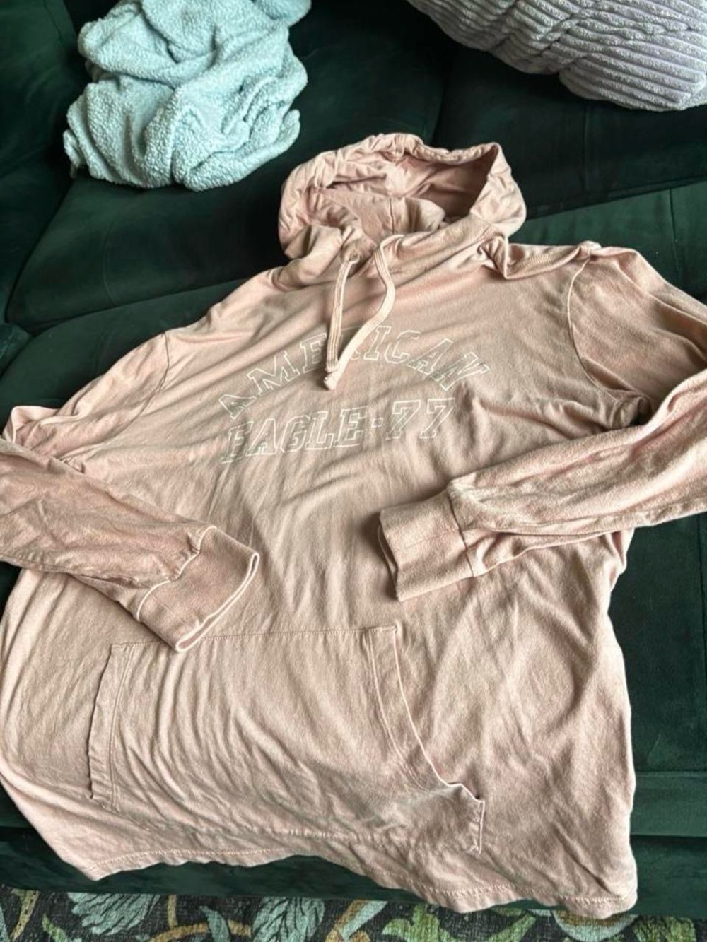American Eagle Outfitters Lightweight Hooded Long Sleeve Shirt